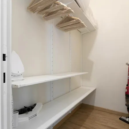 Apartment Residenza Cornaggia Milan