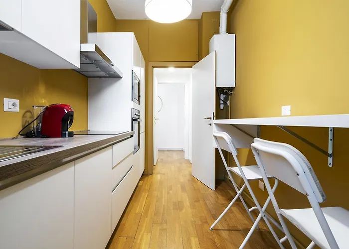 Residenza Cornaggia Daire